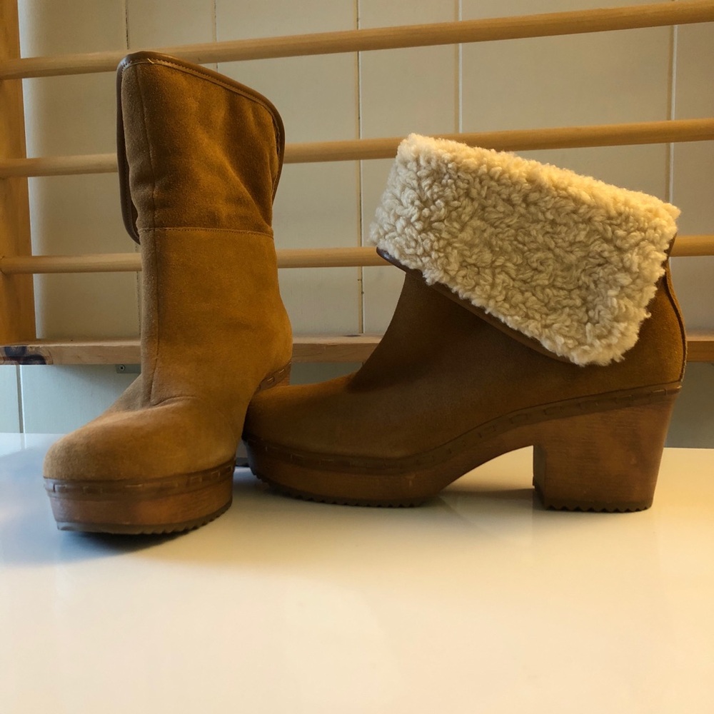 CROWN VINTAGE Tan FoldOver Round Toe Suede Lined Women’s Size 9 Booties